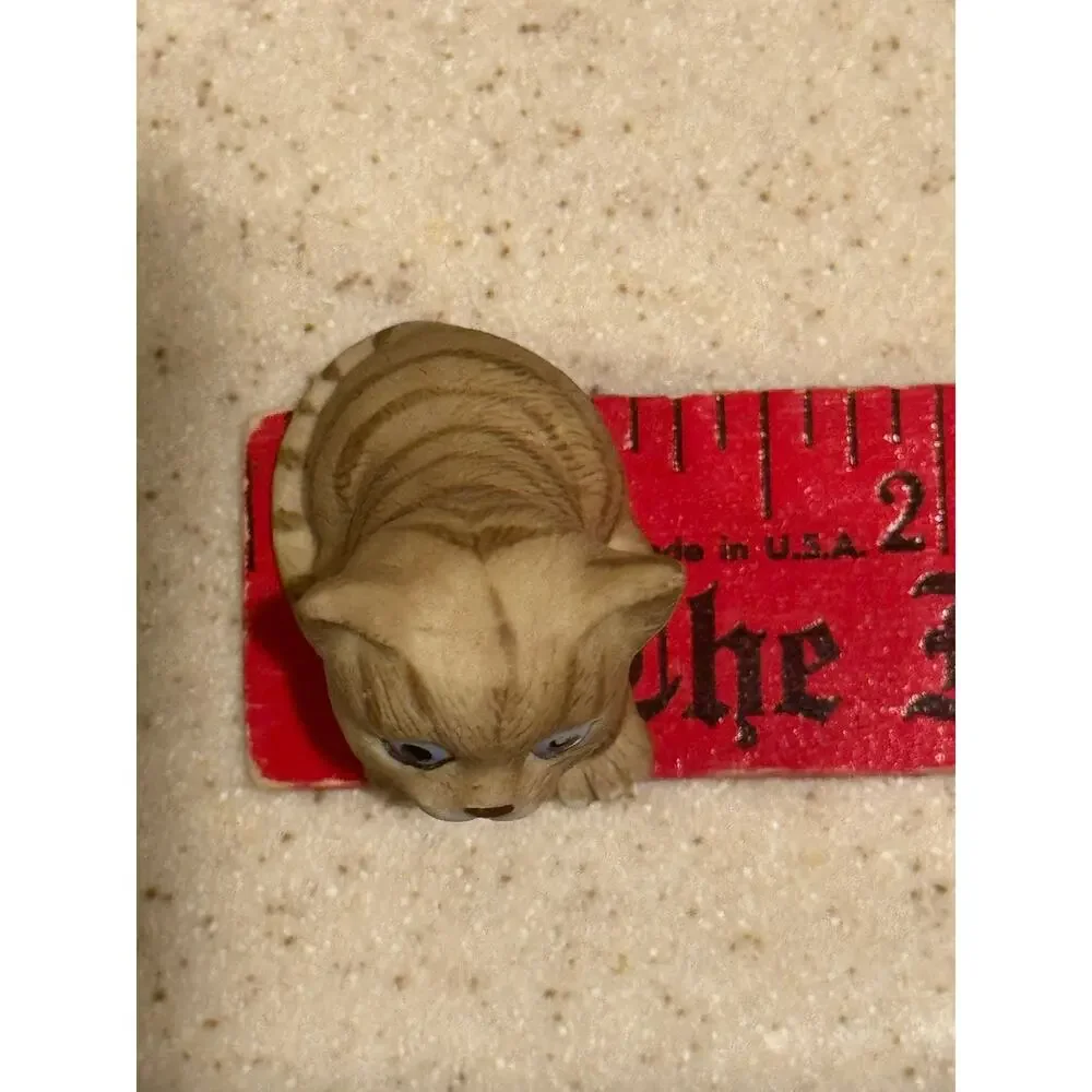 Giordano Miniature Ceramic Figurine Trinket Tabby Cat Kitty 1986